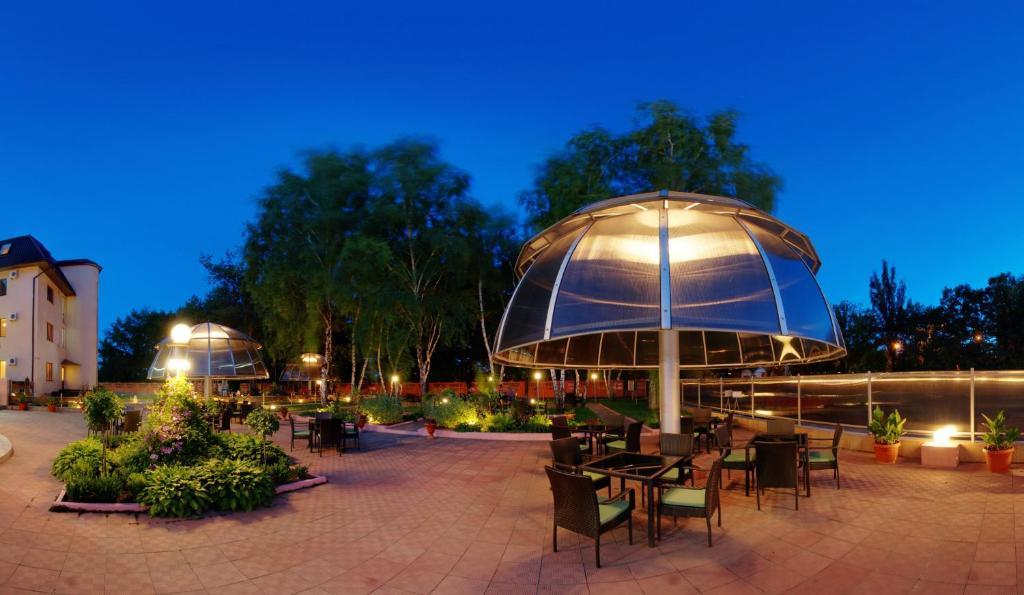 Mercury Hotel Harkiv Exterior foto