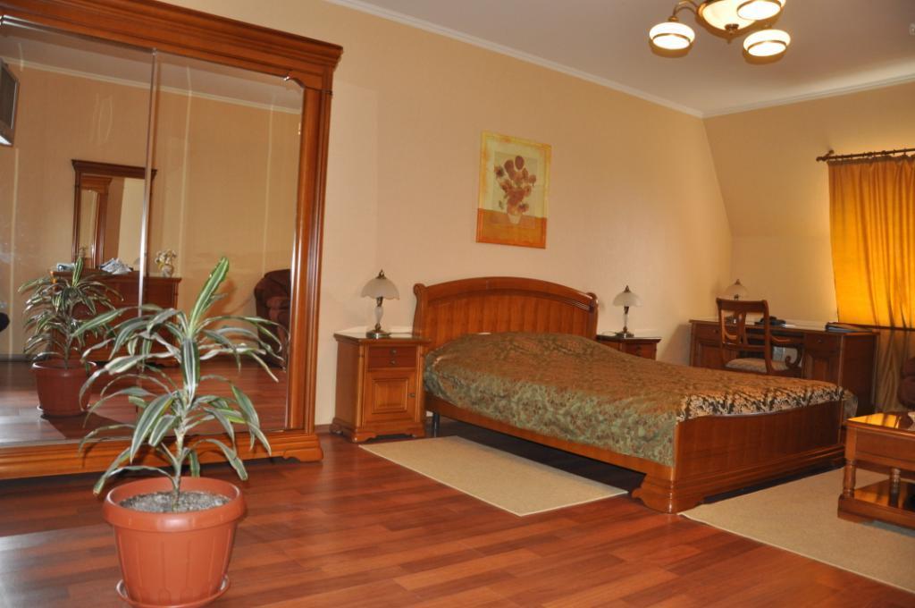 Mercury Hotel Harkiv Exterior foto